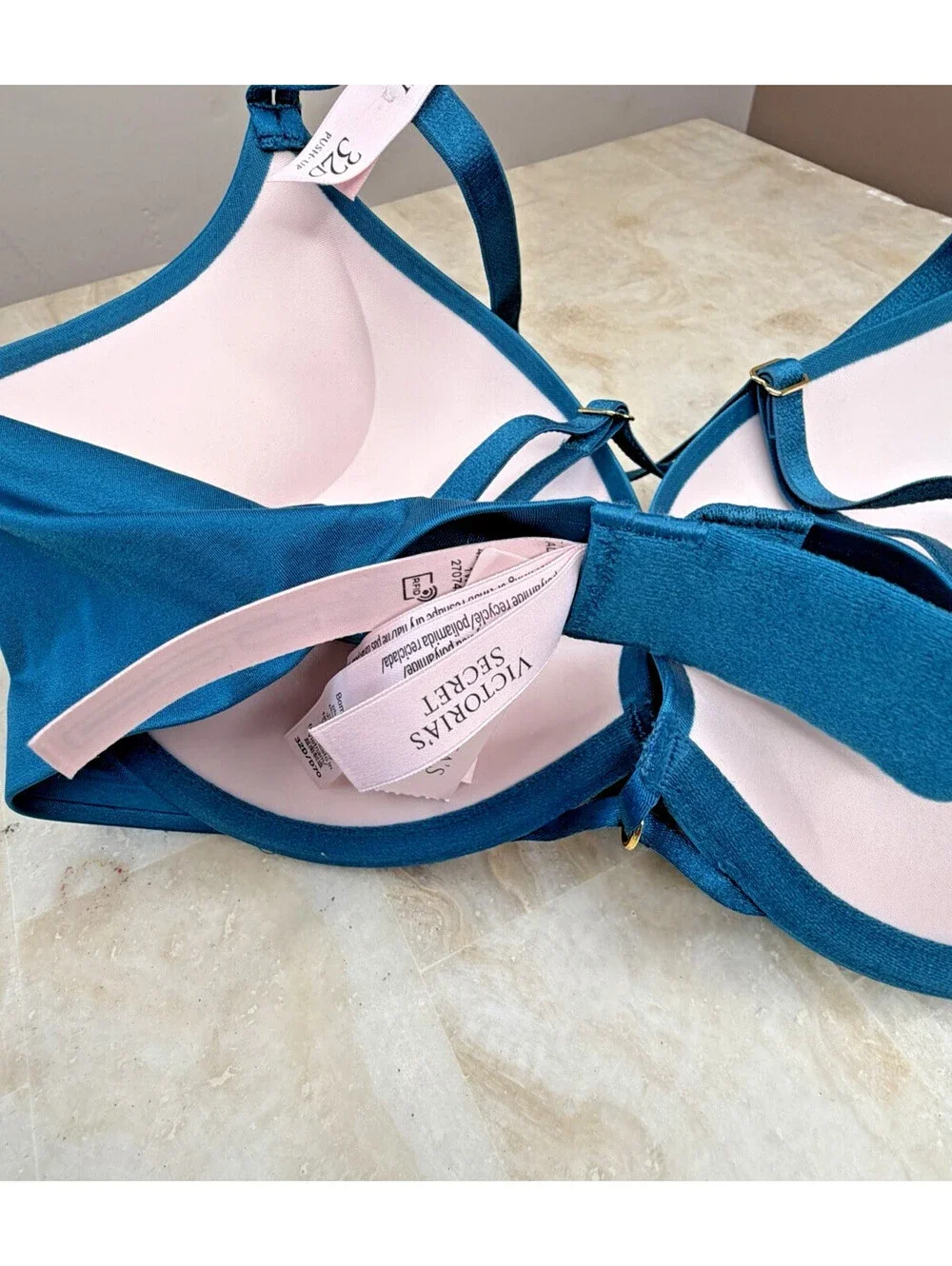 Victorias Secret Very Sexy Teal Straps Bra Set Size 32D NWT